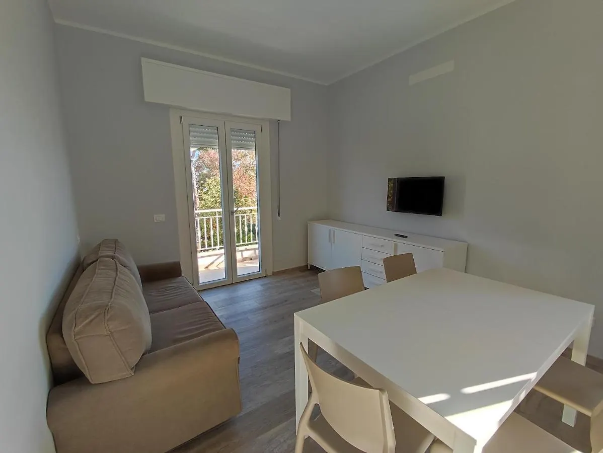 Casa Violina Apartment Lido di Camaiore