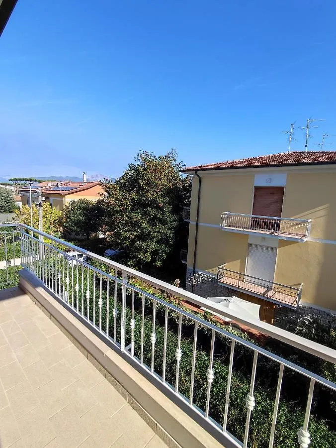 Casa Violina Apartment Lido di Camaiore Italy